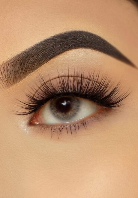 Choose the Right Lashes for Your Bridal Look