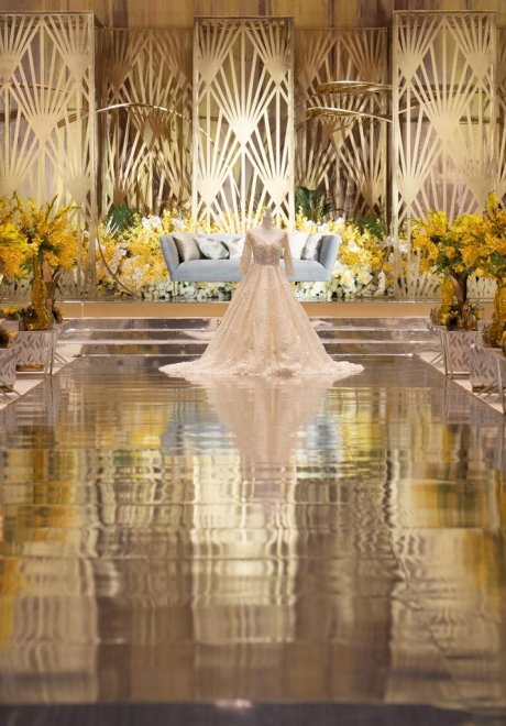 A Yellow Art Deco Luxury Wedding in Bahrain