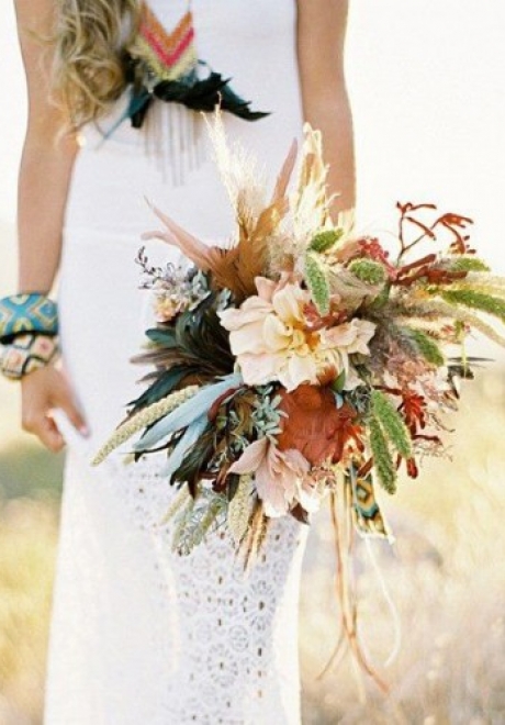 What To Wear for a Boho-Themed Wedding What To Wear for a Boho-Themed Wedding