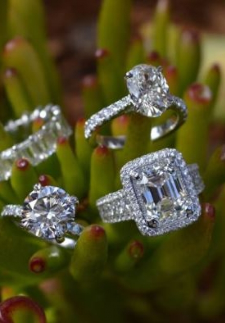 A Guide to Lab-Grown Diamonds A Guide to Lab-Grown Diamonds