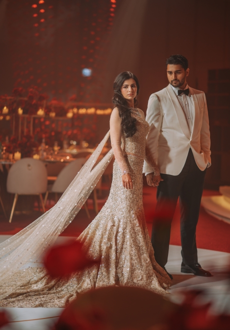 حفل زفاف استثنائي يجمع تقاليد الهند وباكستان في قلب دبي