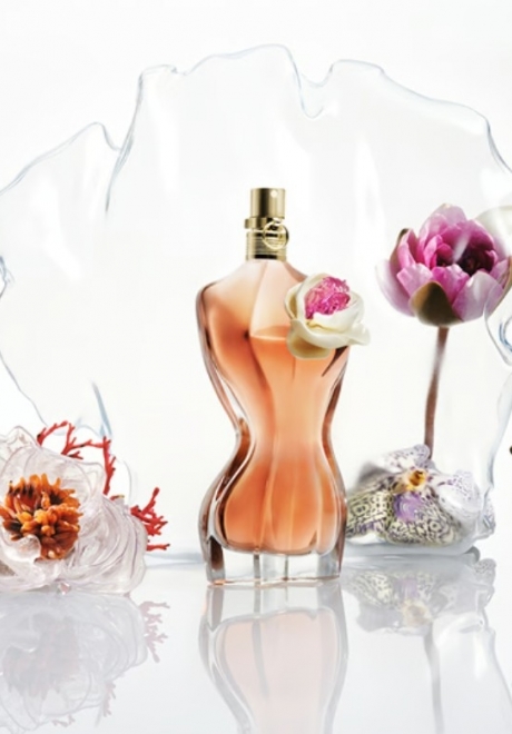 عطور تغمرك بالأنوثة والرومانسية في عيد الحب