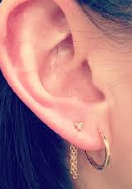 صرعة أقراط السلاسل صرعة أقراط السلاسل