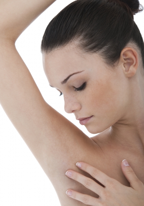 Foods to Avoid Before Your Wedding to Avoid Sweating