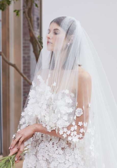 The Stunning Bridal Collection by Oscar de la Renta for Spring 2018