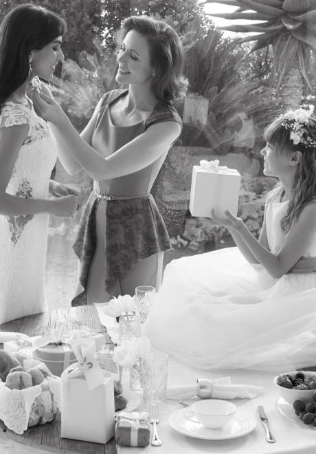 أحدث مجموعات فساتين زفاف اليساندرا رينودو لعام 2018