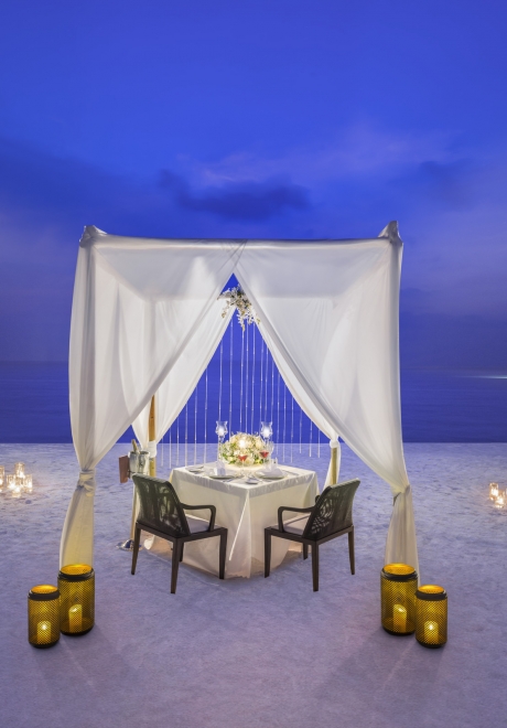 Enjoy Your Retreat at The St. Regis Maldives Vommuli Resort