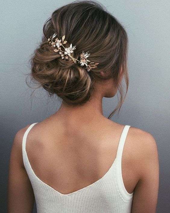 Pretty Bridal Hair Updos | Arabia Weddings