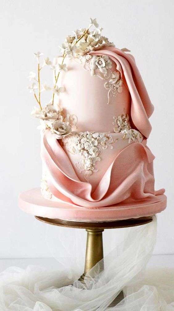 Modern Wedding Cakes Arabia Weddings