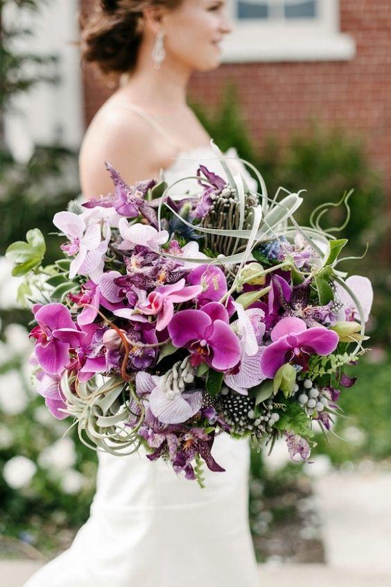 Beautiful and Natural Bridal Bouquets For Every Bride