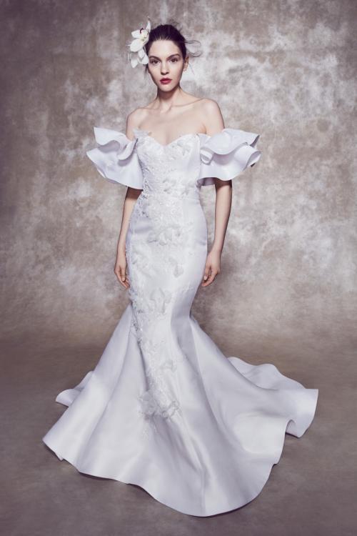 فستان زفاف من مجموعة ماركيزا