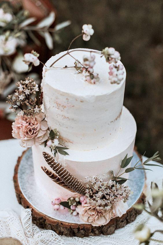 Feathers Wedding Cake
