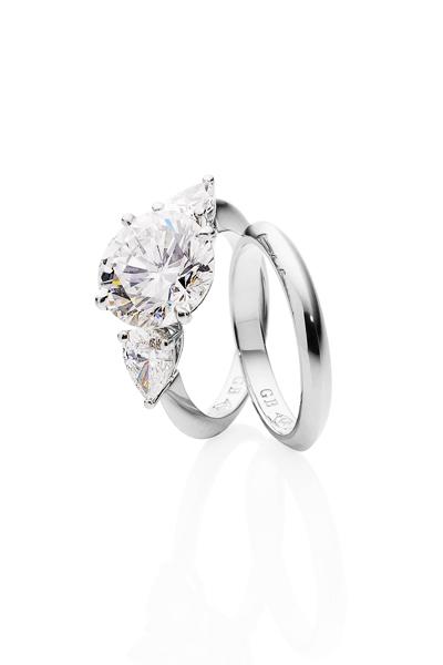 Diamond Cluster Wedding Rings 2