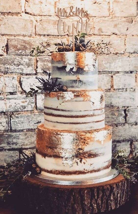 Christmas Wedding Cake 1