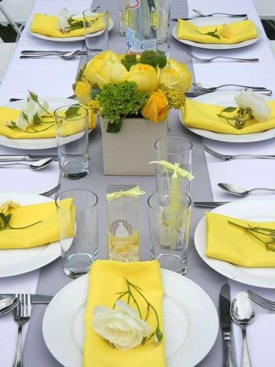 ديكورات حفل زفاف باللونين الرمادي والأصفر