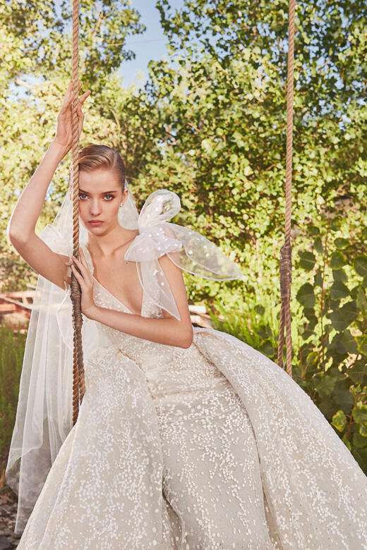Elie Saab Fall 2021 Wedding Dress 1