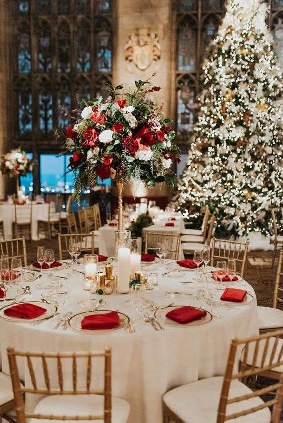 Traditional Christmas Wedding Centerpieces