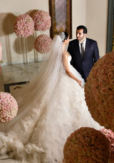 حفل زفاف ساحر لسيرينا الساحلي ومحمد في لبنان