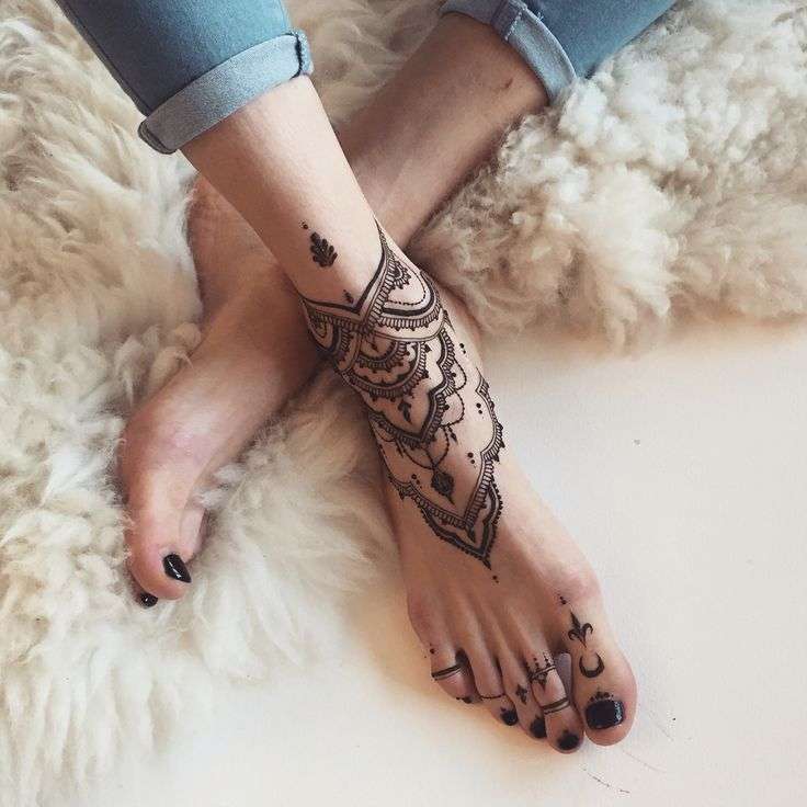 Henna Feet Tattoo
