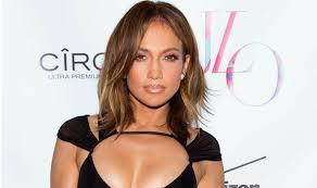 Jennifer Lopez Denies Wedding Rumors To Casper Smart