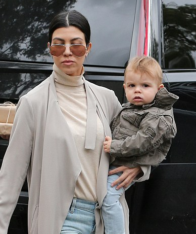 Kourtney Kardashian Dating Updates Kourtney Kardashian Dating Updates