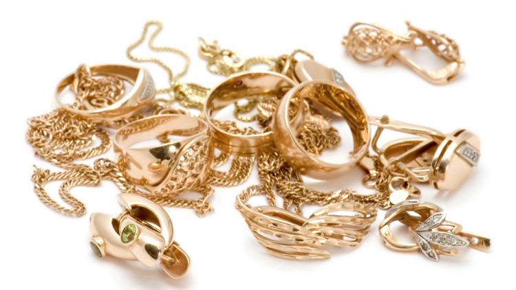 Bride's Jewelry Stolen On Wedding Day in Pakistan Bride's Jewelry Stolen On Wedding Day in Pakistan
