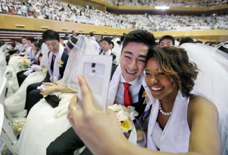 حفل زفاف جماعي ضم 62 دولة في كوريا الجنوبية