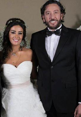 الممثلة السورية كندا حنا تحتفل بعيد زواجها