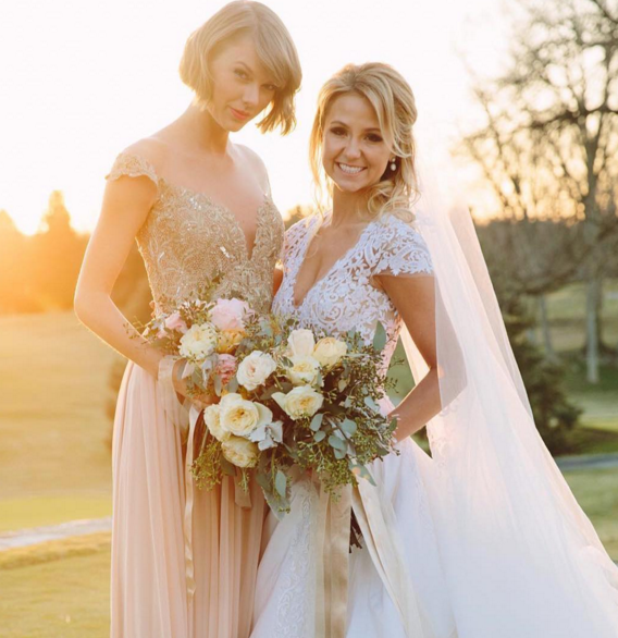 Taylor Swift Stuns in Reem Acra