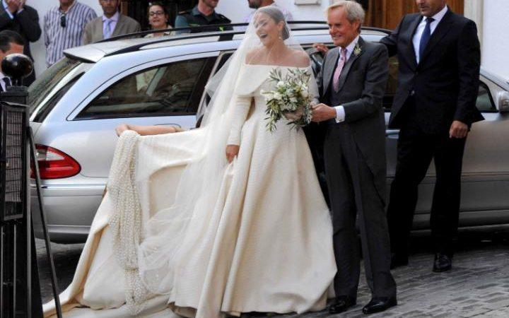 Lady Charlotte Wellesley Weds Billionaire Financier in Spain
