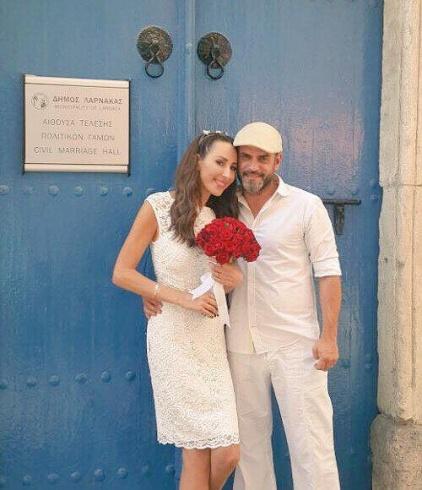Ward Al Khal Gets Married in Greece