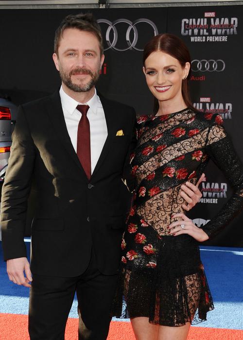 Pictures: Chris Hardwick and Lydia Hearst Are Officially Married