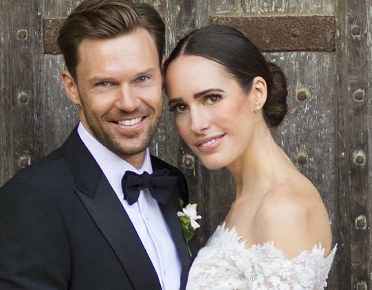 Louise Roe Gets Married