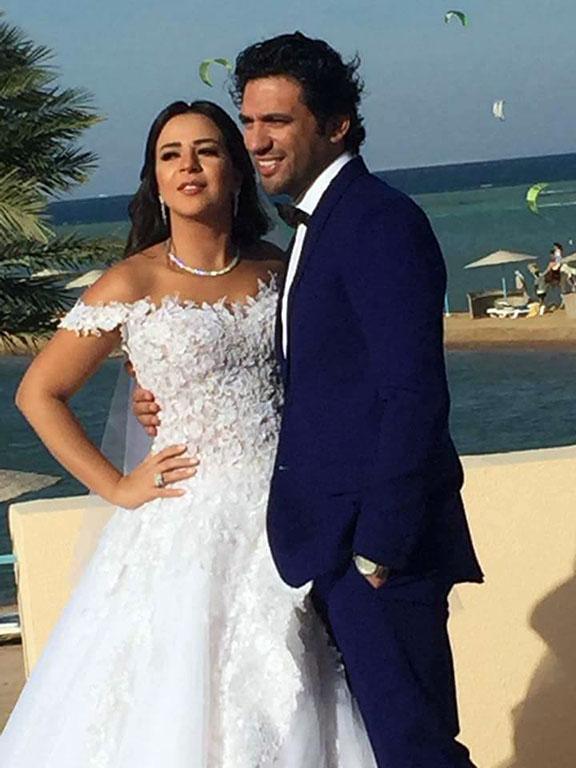 الصور الأولى لحسن الرداد وإيمي سمير غانم بعد حفل الزفاف
