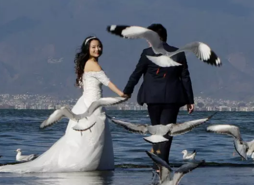 Chinese County Bans Expensive Wedding Gifts Chinese County Bans Expensive Wedding Gifts