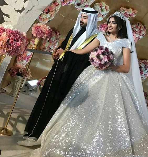 فرح الهادي وعقيل الرئيسي يقيمان حفل زفاف ثاني في عيد زواجهما الأول