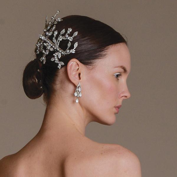 The Latest Bridal Hair Accessory Trends in 2016