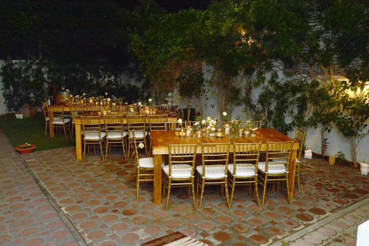 Rustic Theme Ideas For Your Pre-Wedding Party By The Day