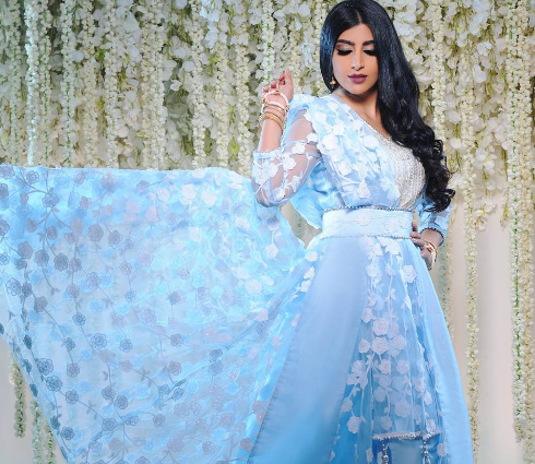 مرشد حضارة مراقب فساتين الممثله بثينه الرئيسي Mariadelsocorro Com