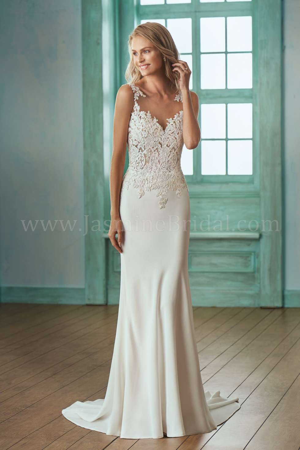 مجموعة فساتين زفاف جاسمين كوتور لربيع 2018