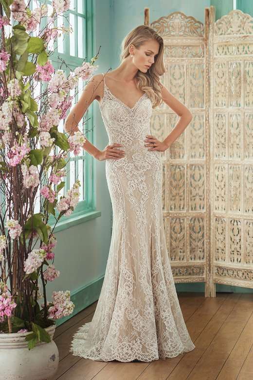 مجموعة فساتين زفاف جاسمين كوتور لربيع 2018