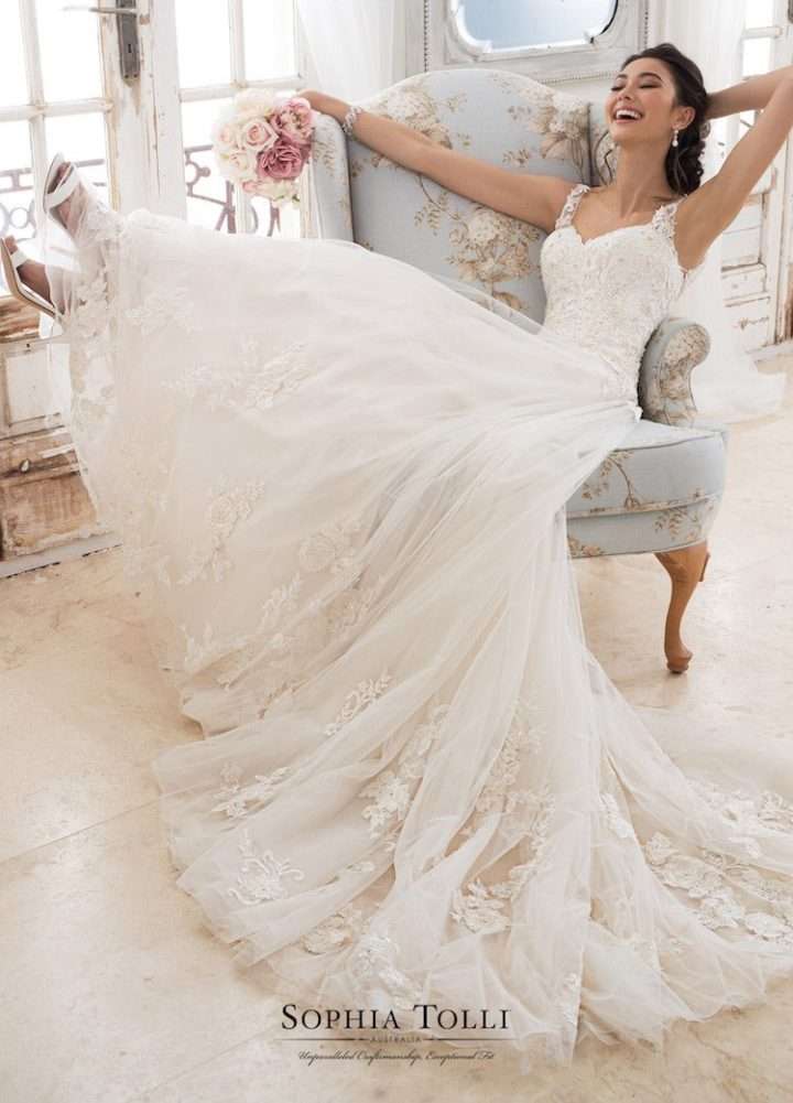 مجموعة فساتين زفاف صوفيا تولي لربيع 2018
