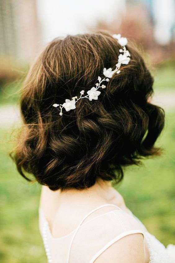 Intimate Wedding Hairstyles That Every Bride Must Surely Consider –  Weddingguide