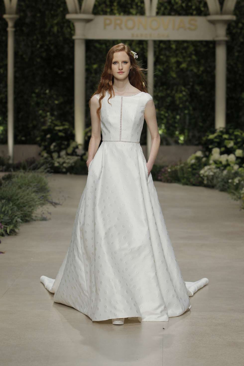 احدث فساتين الزفاف لعام 2019 من برونوفياس