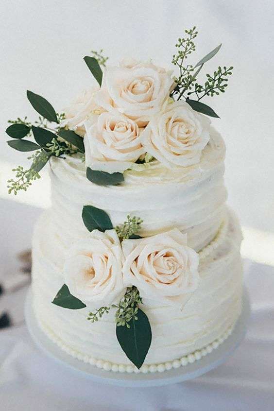 Classy White Wedding Cakes We Love