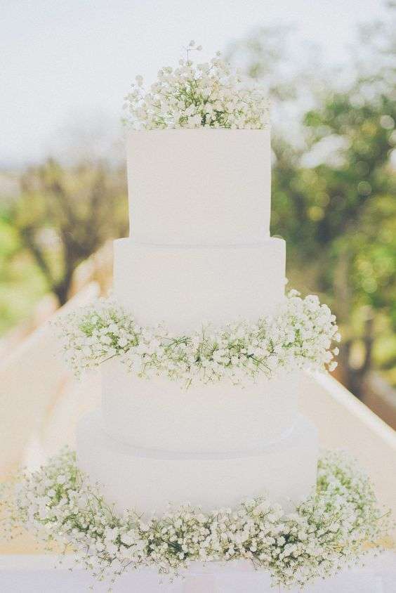 Classy White Wedding Cakes We Love