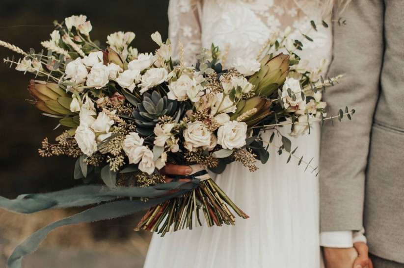Winter Wedding Bouquet Ideas