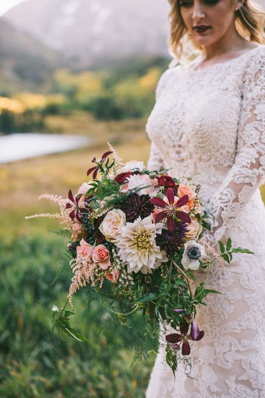 Winter Wedding Bouquet Ideas