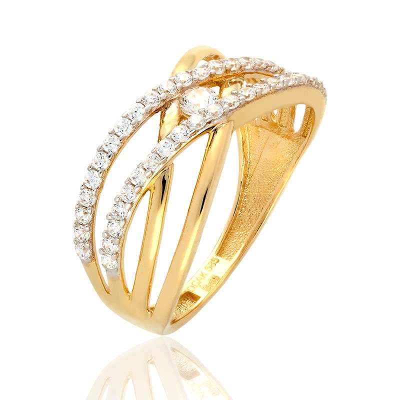 Beautiful Gold Engagement Rings to Suit Every Style