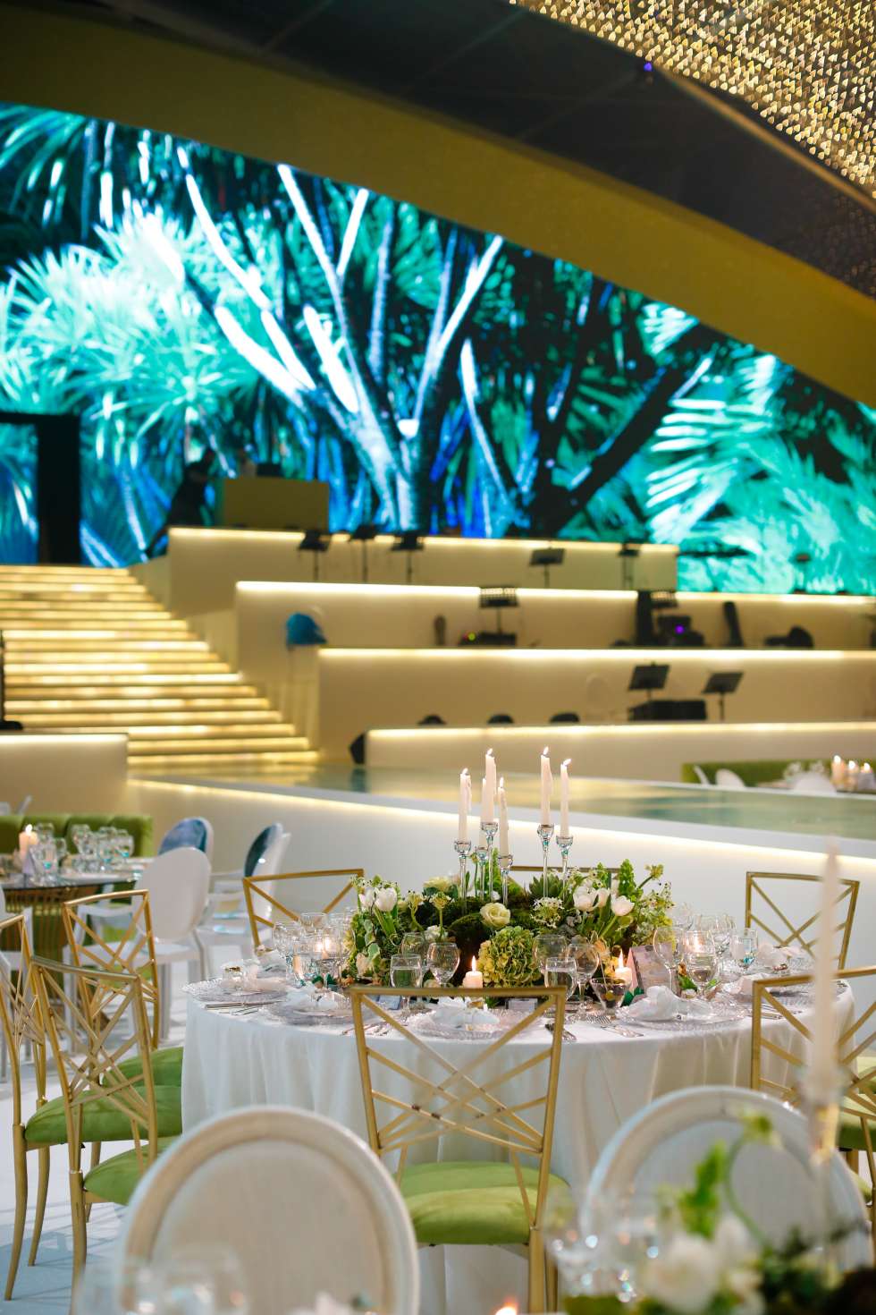 حفل زفاف بوحي قصر الكريستال من تصميم جلوري بوكس في الأردن